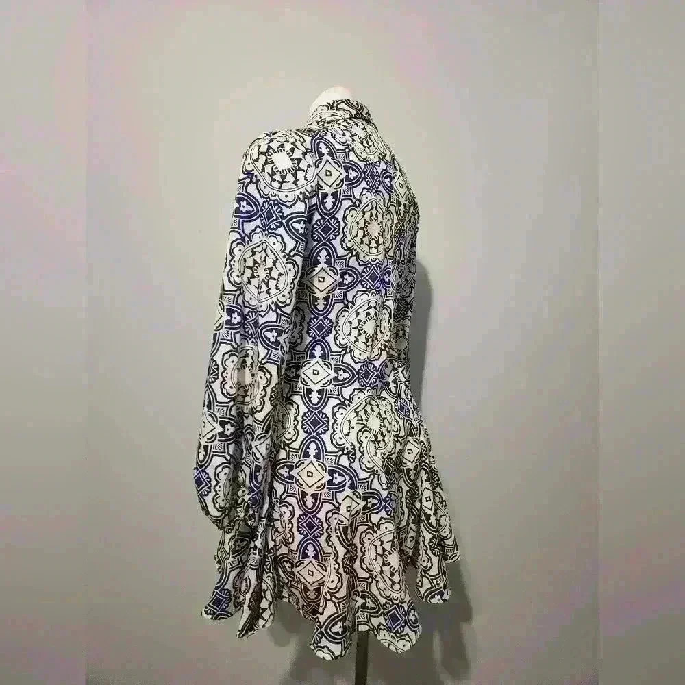 Blue and white short dress - Picture 2 of 2